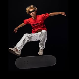 Jimmy Sundays skateboarding
